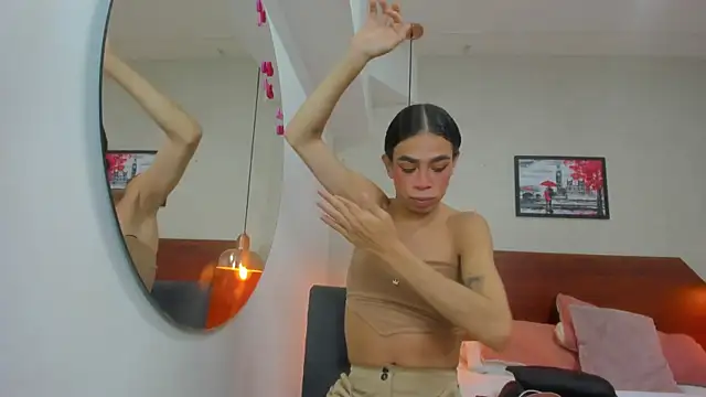 Snapshot of Miia03 chatting on February 27, 11:43 am Miia03 online show from February 27, 11:43 am