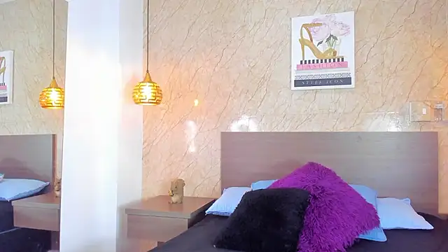 Snapshot of Miia03 chatting on March 30, 12:06 pm Miia03 online show from March 30, 12:06 pm