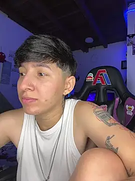 Snapshot of MIKEFONSE- chatting on March 25, 5:52 pm MIKEFONSE- online show from March 25, 5:52 pm