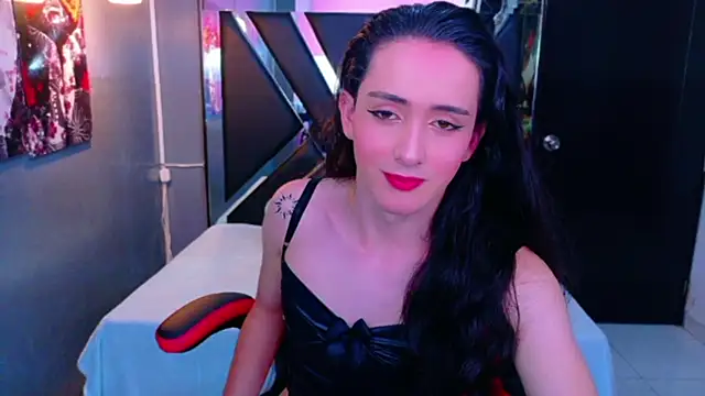 Snapshot of Ivony_Giselle chatting on April 1, 1:41 pm Ivony Giselle online show from April 1, 1:41 pm