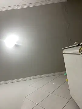 Snapshot of guimoooca chatting on March 11, 10:27 pm guimoooca online show from March 11, 10:27 pm