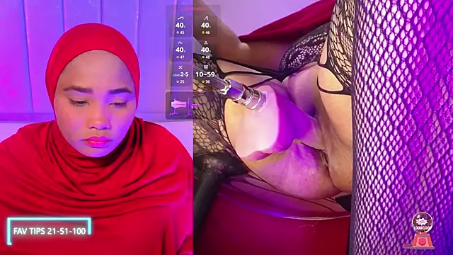 Snapshot of Camila-Rose chatting on March 23, 11:31 pm Camila-Rose online show from March 23, 11:31 pm