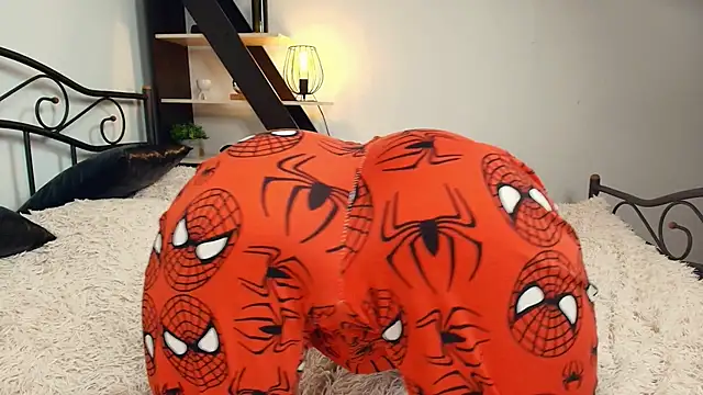 Snapshot of SammieMir chatting on April 1, 1:41 pm SammieMir online show from April 1, 1:41 pm