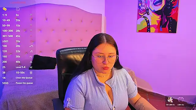 Snapshot of sienna_cavalli chatting on March 4, 12:33 pm sienna cavalli online show from March 4, 12:33 pm