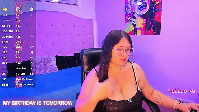 Snapshot of sienna_cavalli chatting on March 28, 12:49 pm sienna cavalli online show from March 28, 12:49 pm