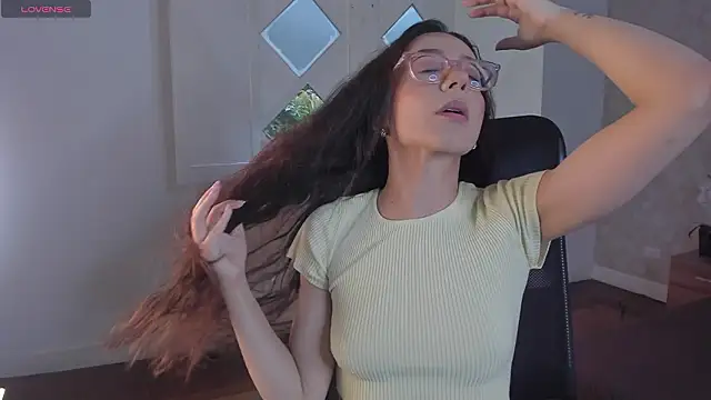 Snapshot of Arii_wilde chatting on March 26, 12:11 pm Arii wilde online show from March 26, 12:11 pm