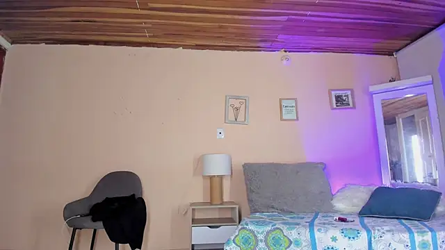 Exotic girl28 online show from March 20, 2:44 pm