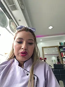 Snapshot of RubiaMorena chatting on March 12, 6:58 pm RubiaMorena online show from March 12, 6:58 pm