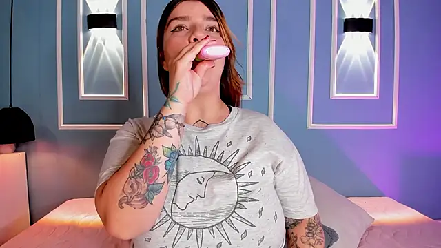 Snapshot of julieta_zc chatting on March 27, 4:40 am julieta zc online show from March 27, 4:40 am