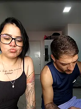 Snapshot of Desejoprivadoa chatting on April 5, 2:36 pm Desejoprivadoa online show from April 5, 2:36 pm