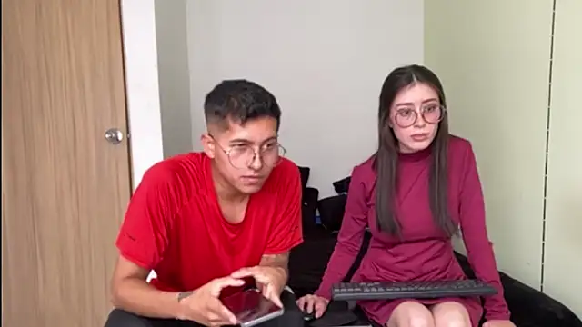 Snapshot of ScorpionDark11 chatting on March 5, 7:21 pm ScorpionDark11 online show from March 5, 7:21 pm