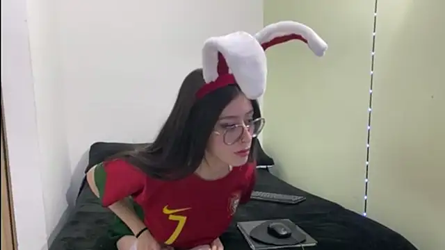 Snapshot of ScorpionDark11 chatting on March 13, 12:17 am ScorpionDark11 online show from March 13, 12:17 am