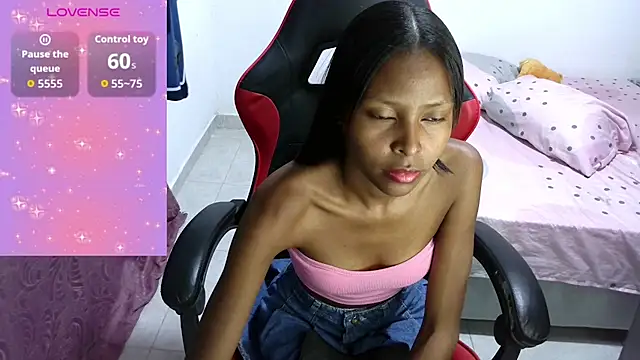 Snapshot of Dulce_camx chatting on March 13, 3:02 am Dulce camx online show from March 13, 3:02 am