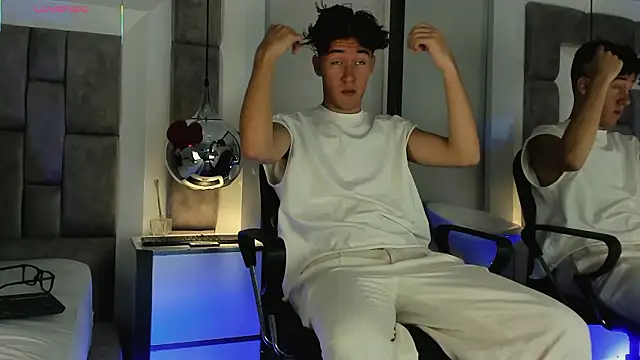 Austin Reedss online show from March 20, 3:17 pm