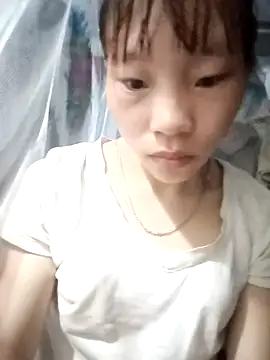 Snapshot of pic8800 chatting on May 6, 10:37 pm pic8800 online show from May 6, 10:37 pm