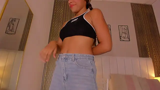 Snapshot of sheila_x chatting on March 25, 6:36 pm sheila x online show from March 25, 6:36 pm