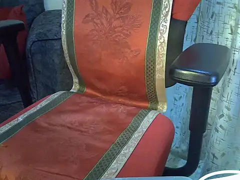 EbonyApple online show from March 12, 9:10 pm