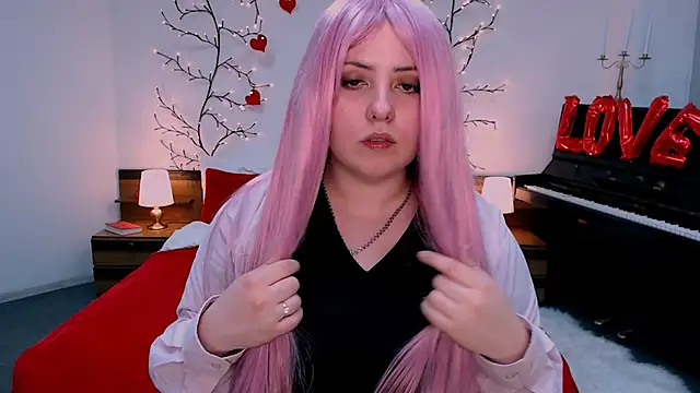 Snapshot of Hennessy_bunny chatting on March 18, 8:23 pm Hennessy bunny online show from March 18, 8:23 pm