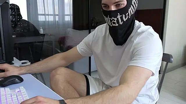 chantatummm online show from April 24, 11:56 am