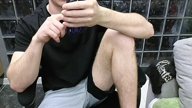chantatummm online show from May 11, 2:45 pm