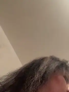 sweetllulus online show from April 3, 4:05 pm