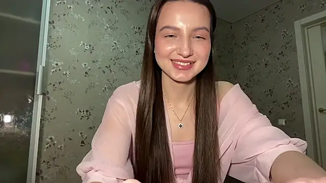 Snapshot of Dinadream chatting on March 5, 3:30 pm Dinadream online show from March 5, 3:30 pm