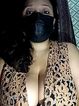 sexygirltanu online show from April 1, 4:35 am