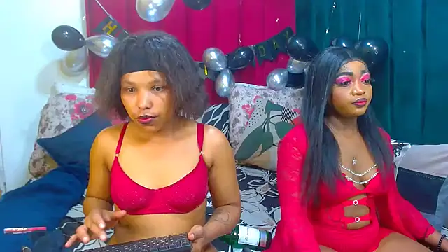 Snapshot of Goldenbutchy chatting on March 26, 8:47 pm Goldenbutchy online show from March 26, 8:47 pm