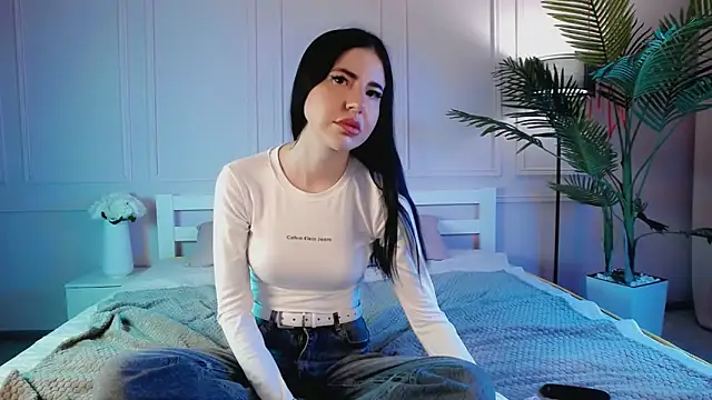 Snapshot of EmilyRamsey chatting on March 19, 6:56 pm EmilyRamsey online show from March 19, 6:56 pm