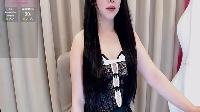 Snapshot of daniela-rush chatting on March 25, 1:22 am daniela-rush online show from March 25, 1:22 am