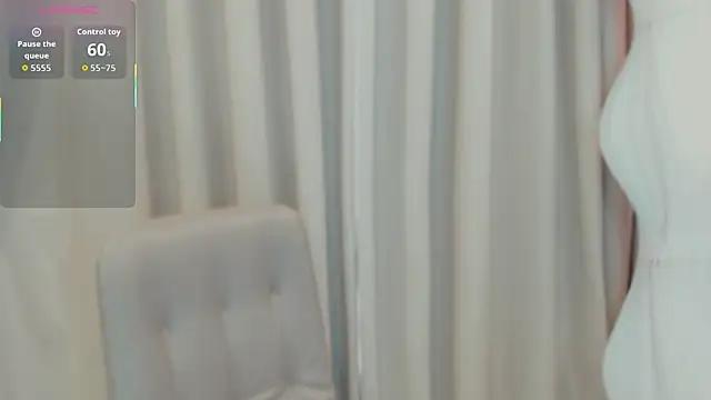 daniela-rush online show from May 8, 1:33 am
