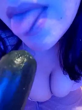 Snapshot of Lona_Hot chatting on April 1, 6:16 pm Lona Hot online show from April 1, 6:16 pm