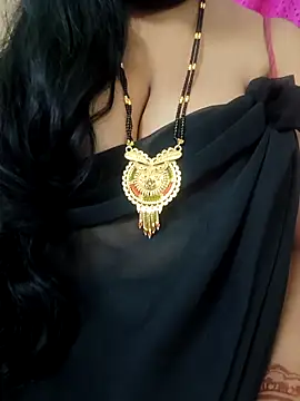 Snapshot of Sofiaa_09 chatting on March 24, 6:46 pm Sofiaa 09 online show from March 24, 6:46 pm