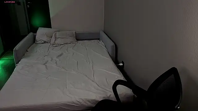 sweet boyss  online show from April 16, 5:25 pm