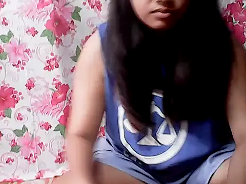 Snapshot of Flowerbebe chatting on March 2, 7:15 am Flowerbebe online show from March 2, 7:15 am