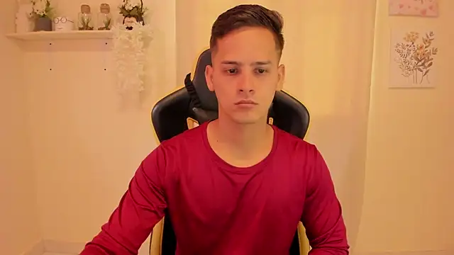 sexy andres01 online show from March 10, 1:27 pm