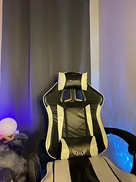 Snapshot of asian_darlingcummersxXx chatting on March 13, 2:12 pm asian darlingcummersxXx online show from March 13, 2:12 pm