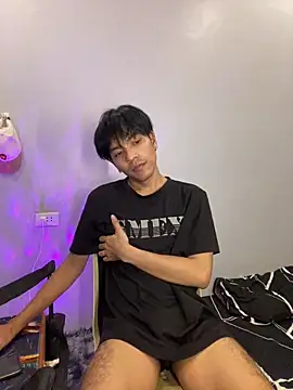 Snapshot of asian_darlingcummersxXx chatting on March 24, 4:12 pm asian darlingcummersxXx online show from March 24, 4:12 pm