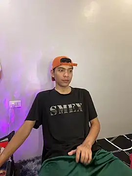 Snapshot of asian_darlingcummersxXx chatting on March 26, 4:34 pm asian darlingcummersxXx online show from March 26, 4:34 pm