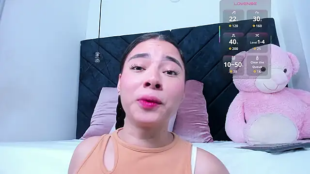 Snapshot of shelseanova chatting on March 12, 12:55 pm shelseanova online show from March 12, 12:55 pm