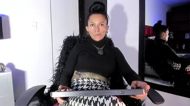 Amelie Blake online show from April 3, 12:41 am