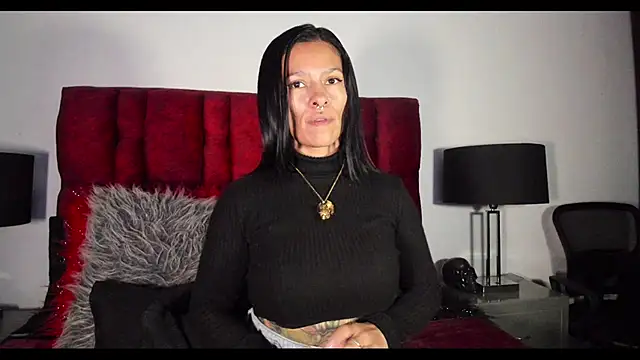 Amelie Blake online show from May 7, 11:26 am
