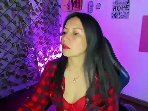 Megan Collinss1 online show from March 24, 1:21 am