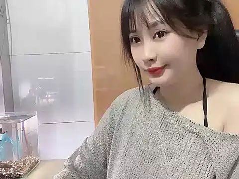 Snapshot of Sunny2868 chatting on March 10, 5:12 am Sunny2868 online show from March 10, 5:12 am