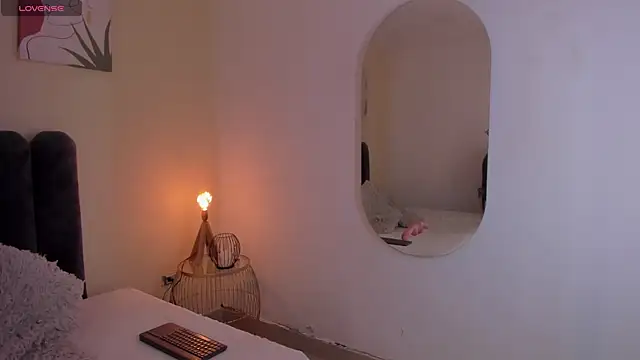 Snapshot of MadisonJackson_ chatting on March 30, 12:06 pm MadisonJackson online show from March 30, 12:06 pm