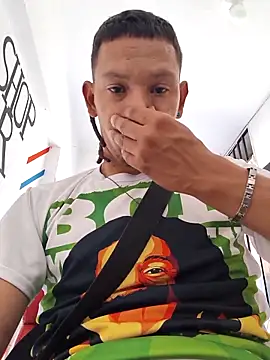 Snapshot of olympo31 chatting on March 13, 6:14 pm olympo31 online show from March 13, 6:14 pm