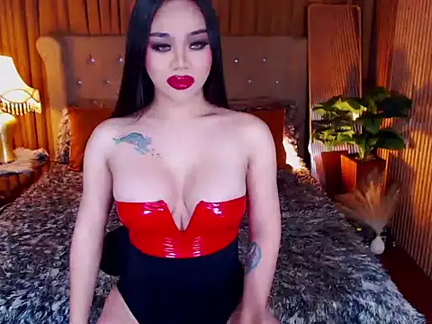 Snapshot of EmpressValerie chatting on March 8, 9:24 am EmpressValerie online show from March 8, 9:24 am