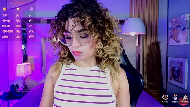 emilyjonesss  online show from May 22, 4:52 am