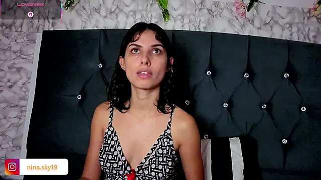 cutninasky online show from March 10, 10:26 pm