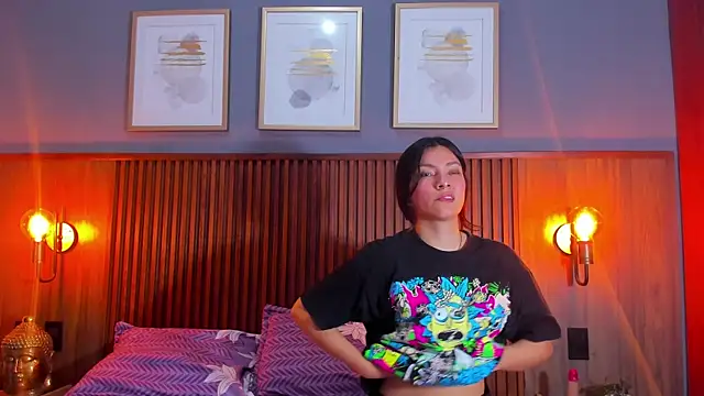 Snapshot of gabyevans4 chatting on March 24, 12:10 pm gabyevans4 online show from March 24, 12:10 pm